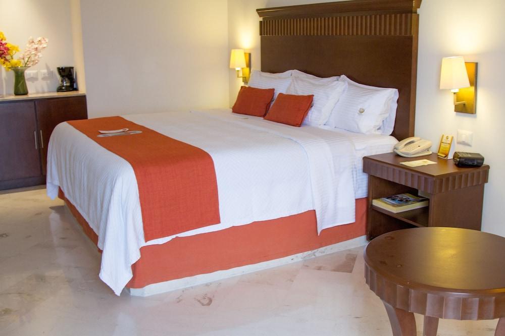 รามาดา พลาซา บาย วินด์แฮม เบรากรูซ โบกา เดลริโอ Hotel โบกา เดล ริโอ ภายนอก รูปภาพ